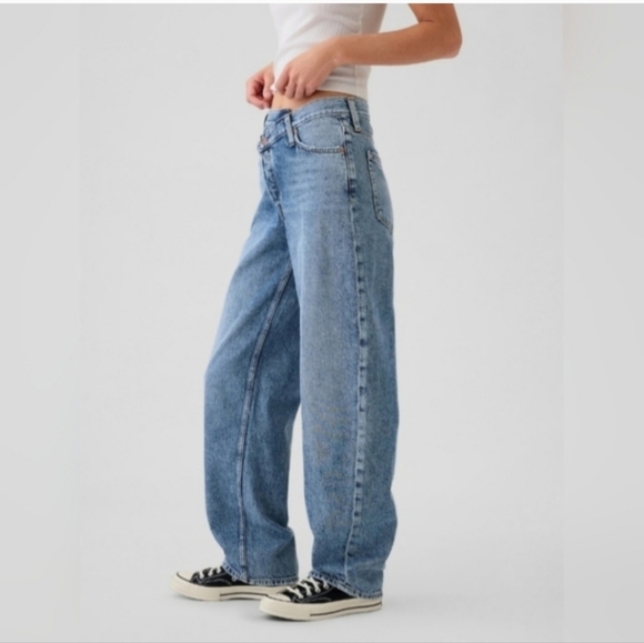 Gap High Rise Crossover Barrel Jeans crossover light wash 29P - Picture 3 of 7